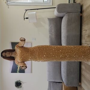 Elegant Gold Sequin Long Sleeve Dress